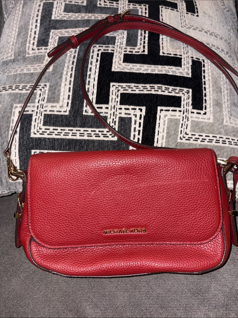 Michael Kors Crossbody Bag - Picture 1 of 8